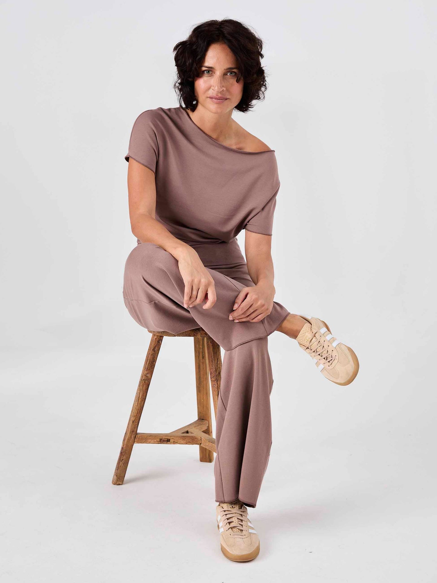 Classic Wide Leg Sweat Pants - Taupe