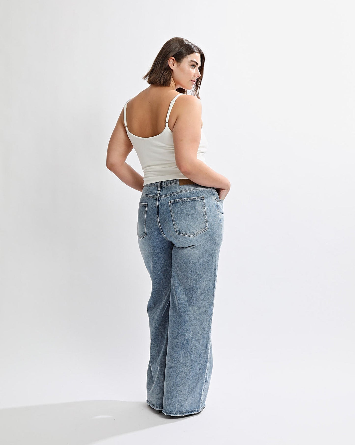 Ava Tank White