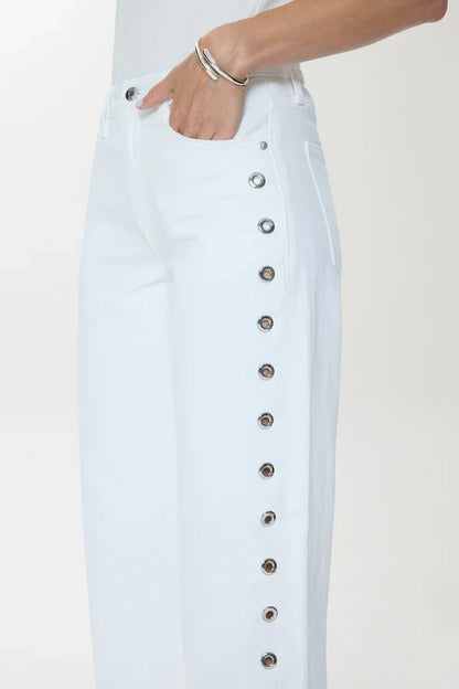 Lexi Bowed in Vivid White