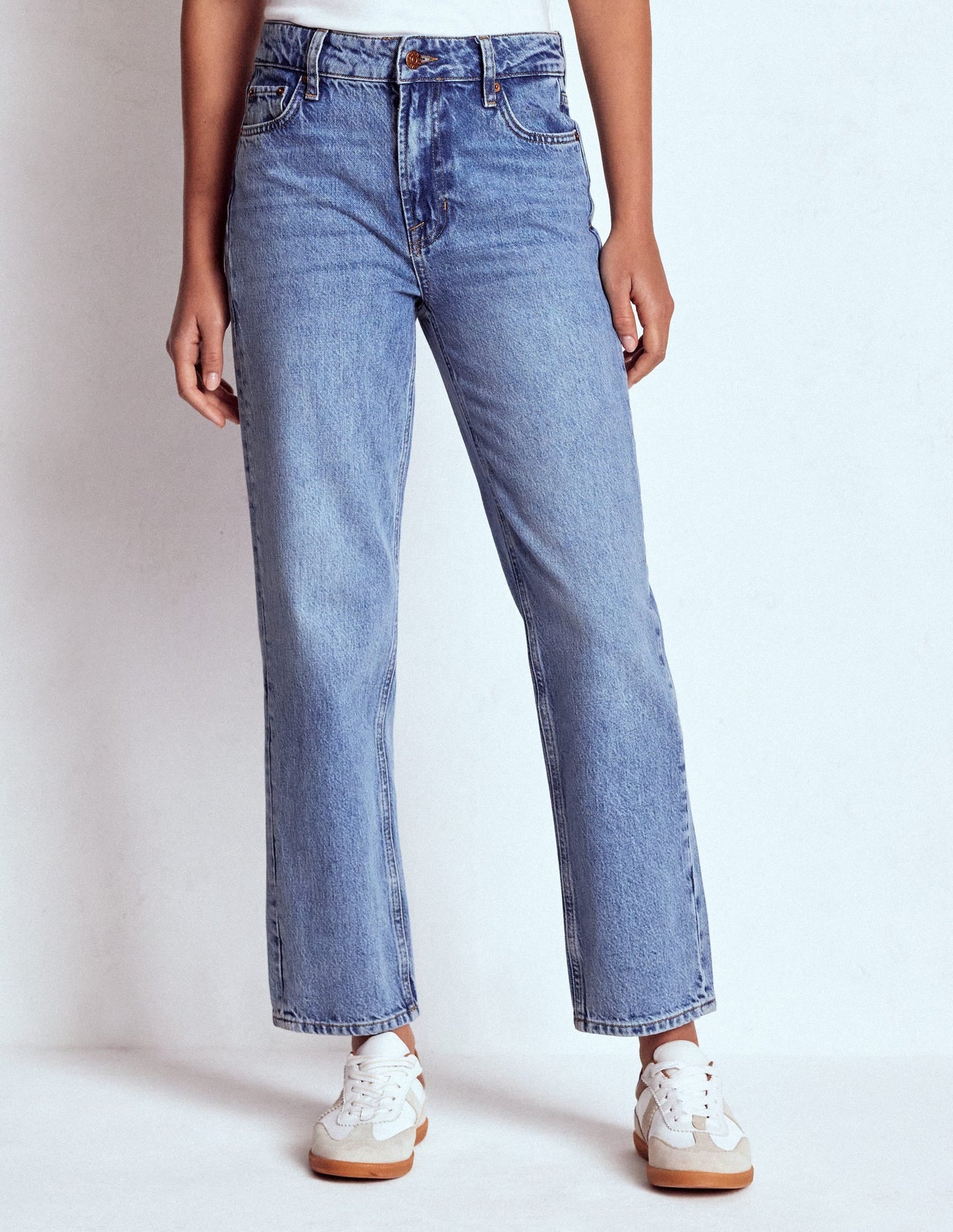 High Rise Straight Leg Jeans-Light Vintage