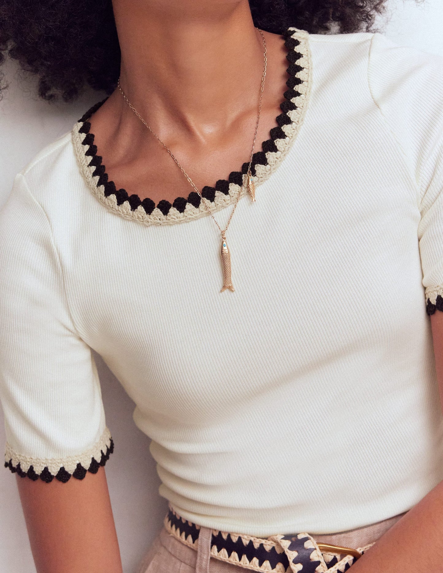 Maddie Trim Detail T-Shirt-Ivory with Black