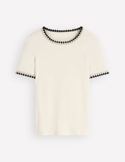 Maddie Trim Detail T-Shirt-Ivory with Black