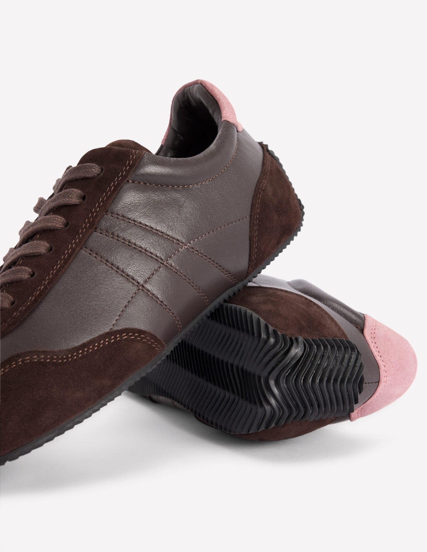 Delphine Slim Sole Trainers-Chocolate