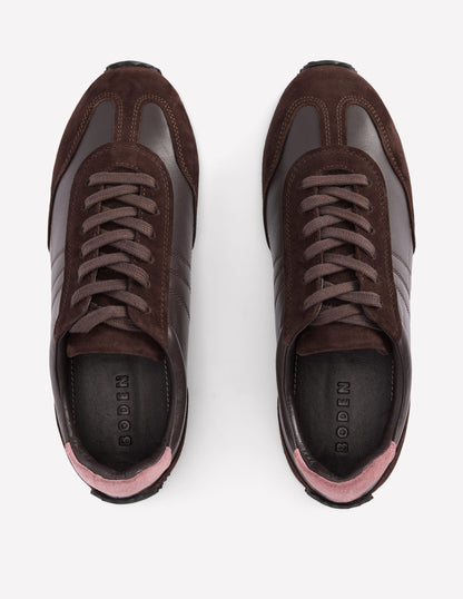 Delphine Slim Sole Trainers-Chocolate