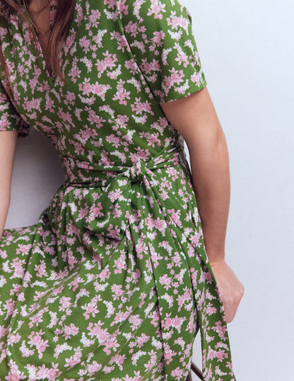 Daisy Flippy Jersey Dress-Promenade Green, Dainty Blooms