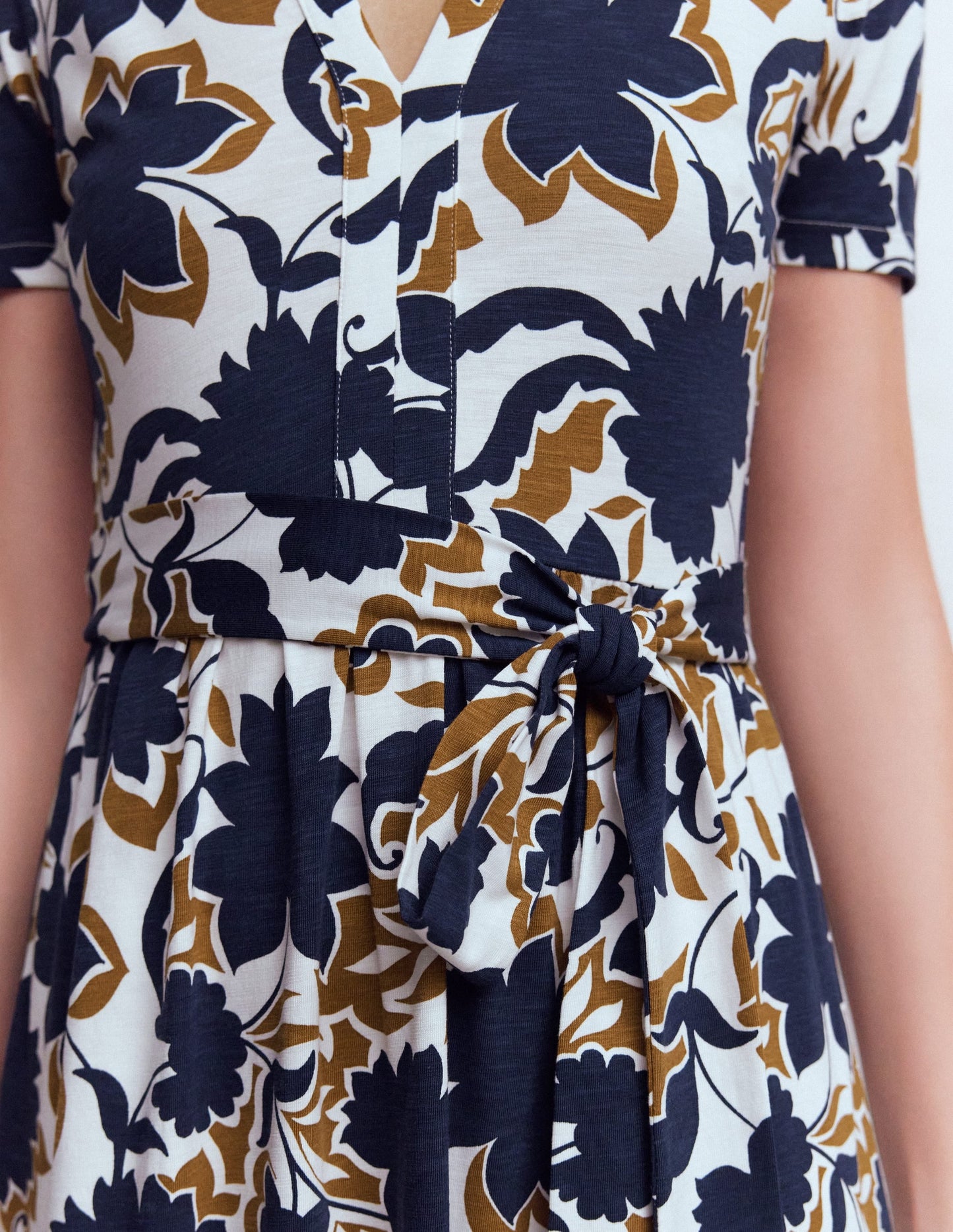 Naomi Jersey Midi Dress-French Navy, Shadow Blossom