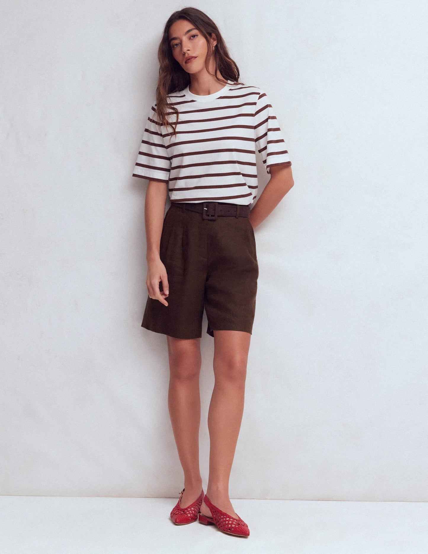 Chelsea Belted Linen Shorts-Bitter Chocolate