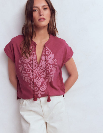 Nina Embroidered Notch T-shirt-Malaga, Formica Pink