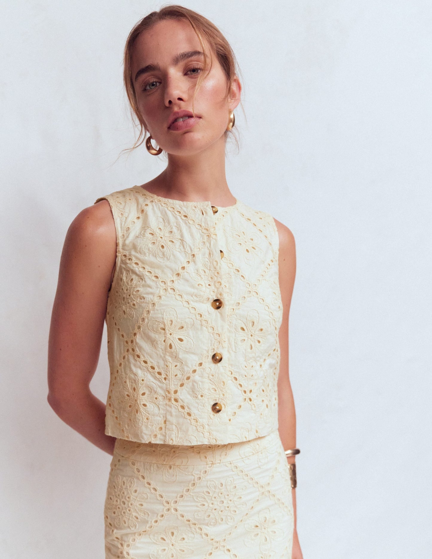 Andrea Cotton Shell Top-Ivory broderie