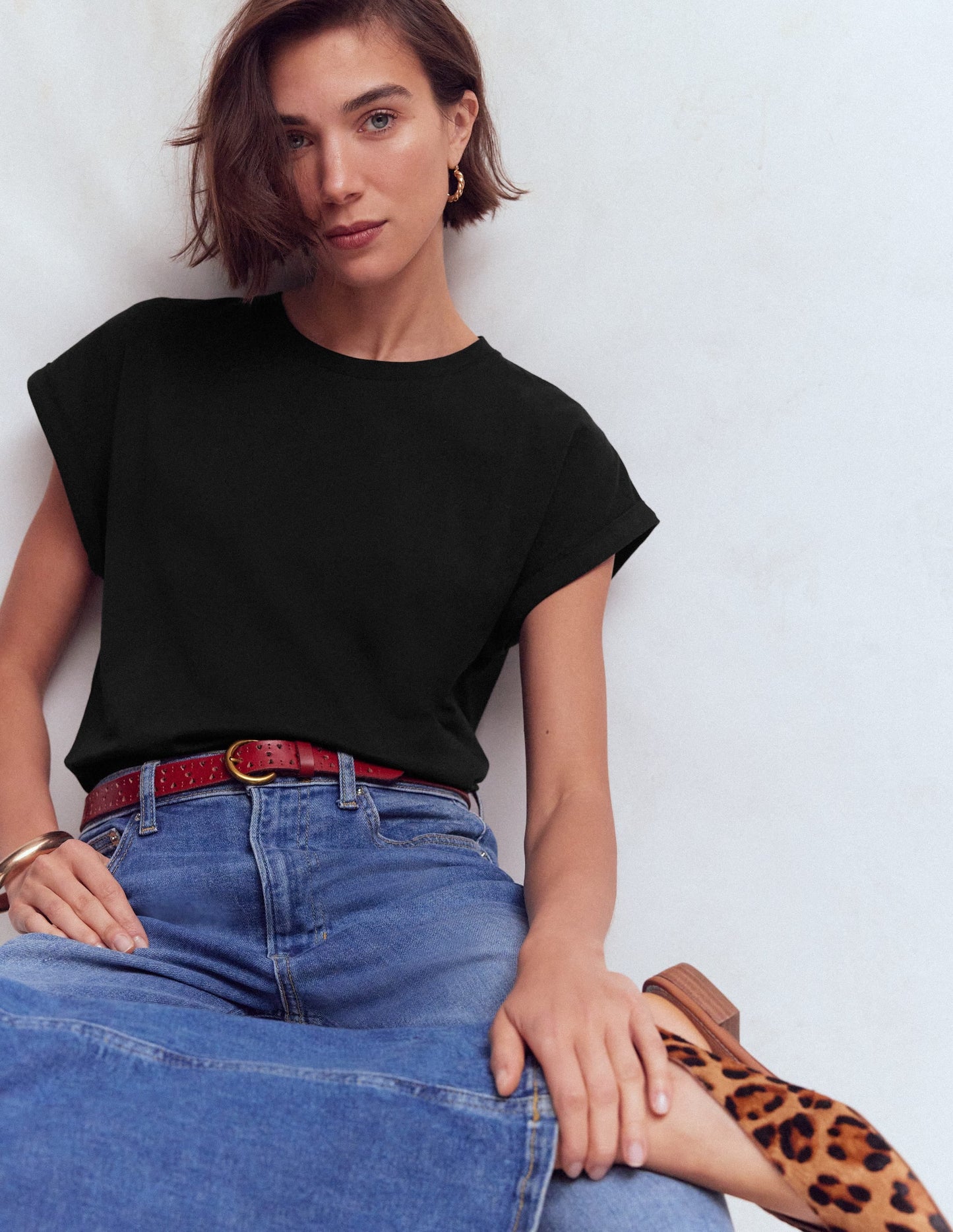 Turn Back T-shirt-Black