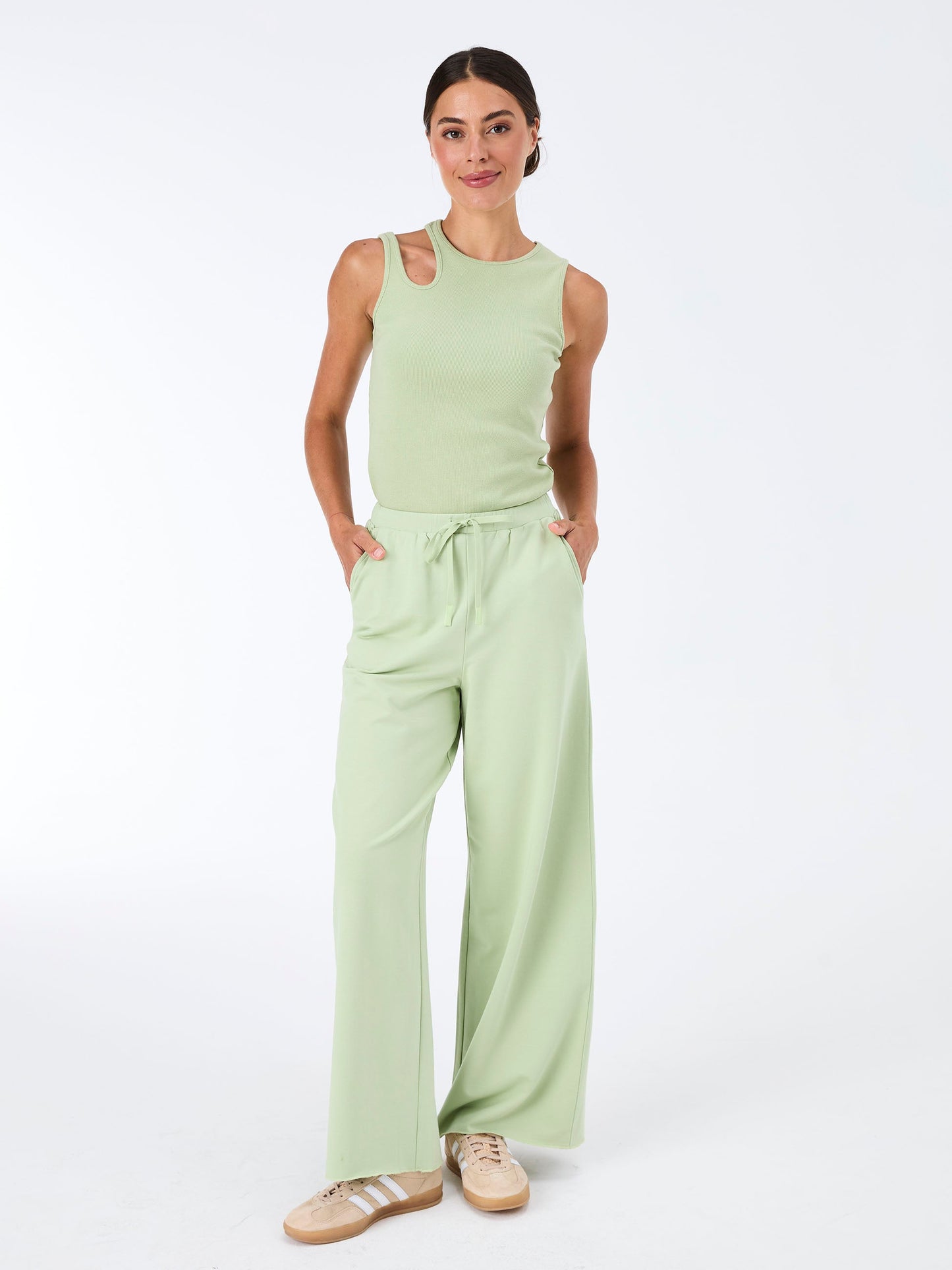Cut Out Rib Tank - Matcha