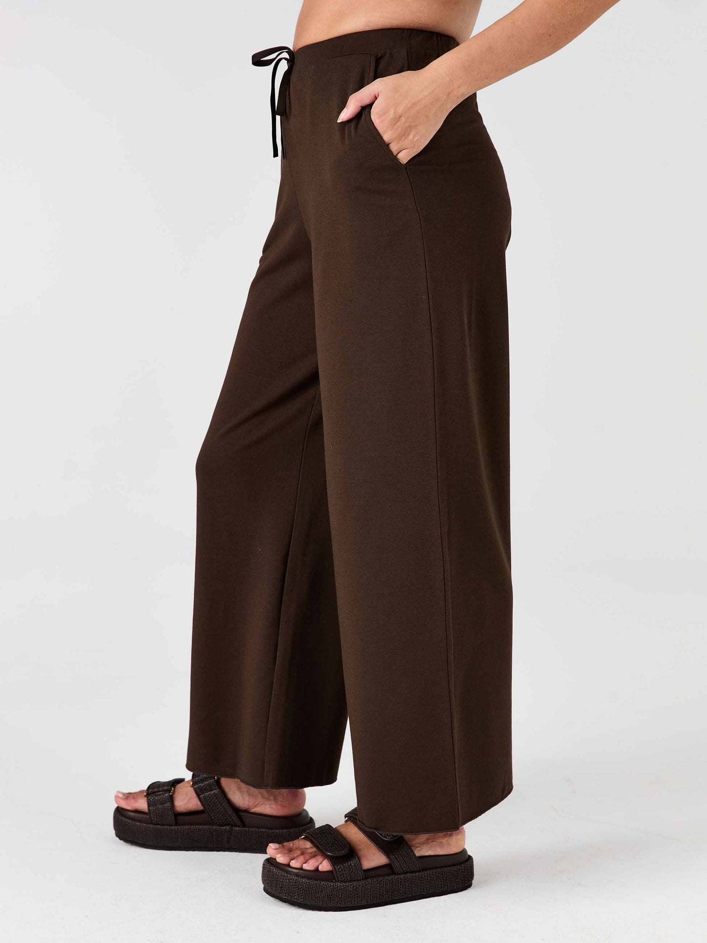 Classic Wide Leg Sweat Pants - Coffee Bean