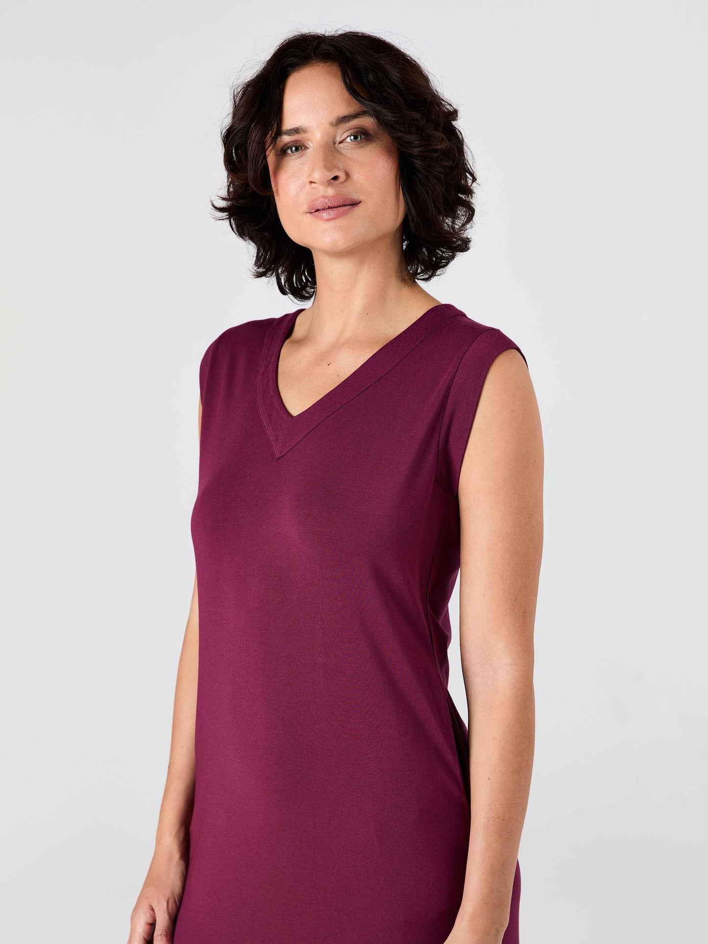 Everly V Neck Maxi  Dress - Ruby