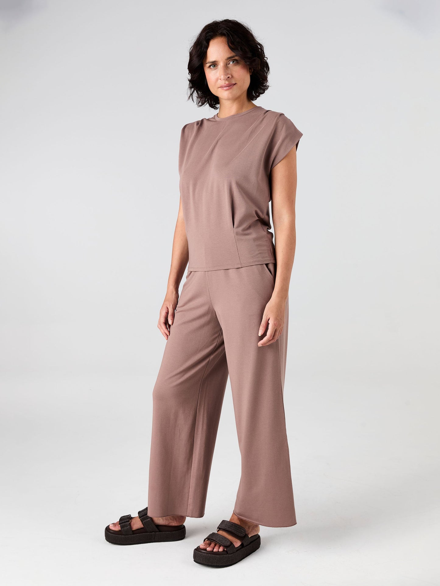 Classic Wide Leg Sweat Pants - Taupe