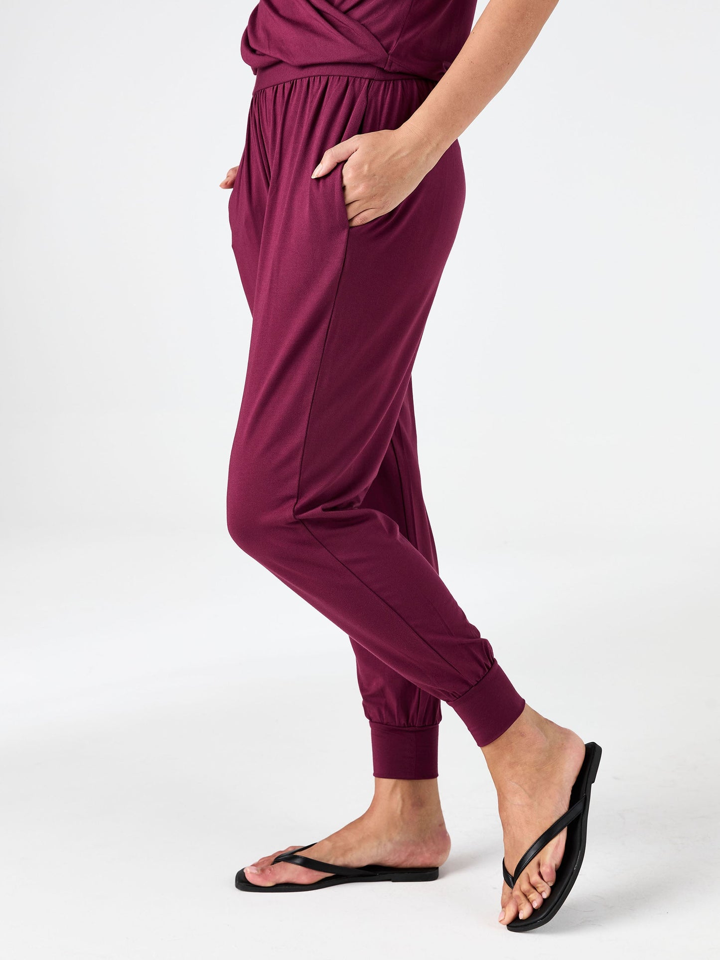 Nomad Relax Pant - Ruby
