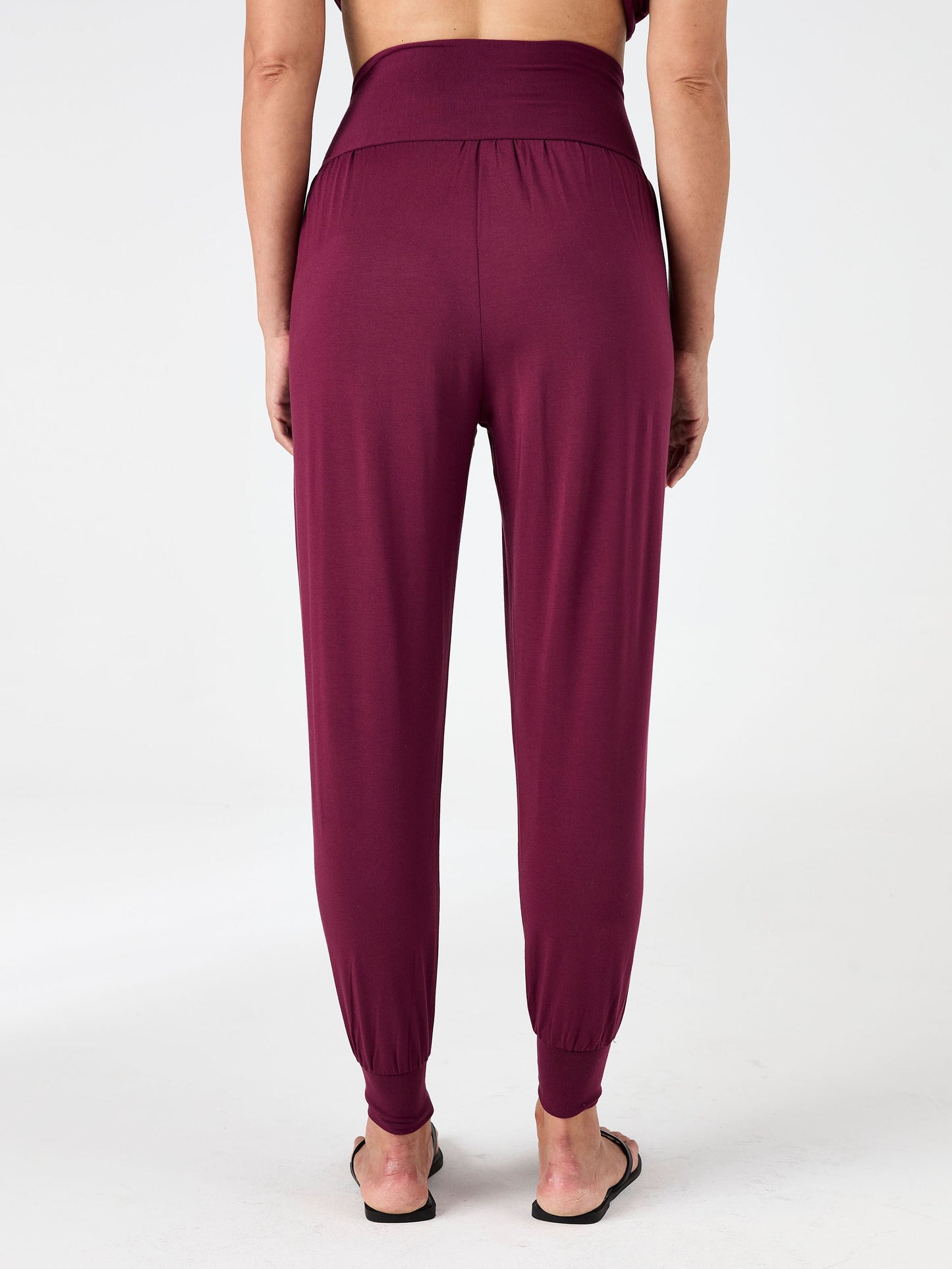 Nomad Relax Pant - Ruby