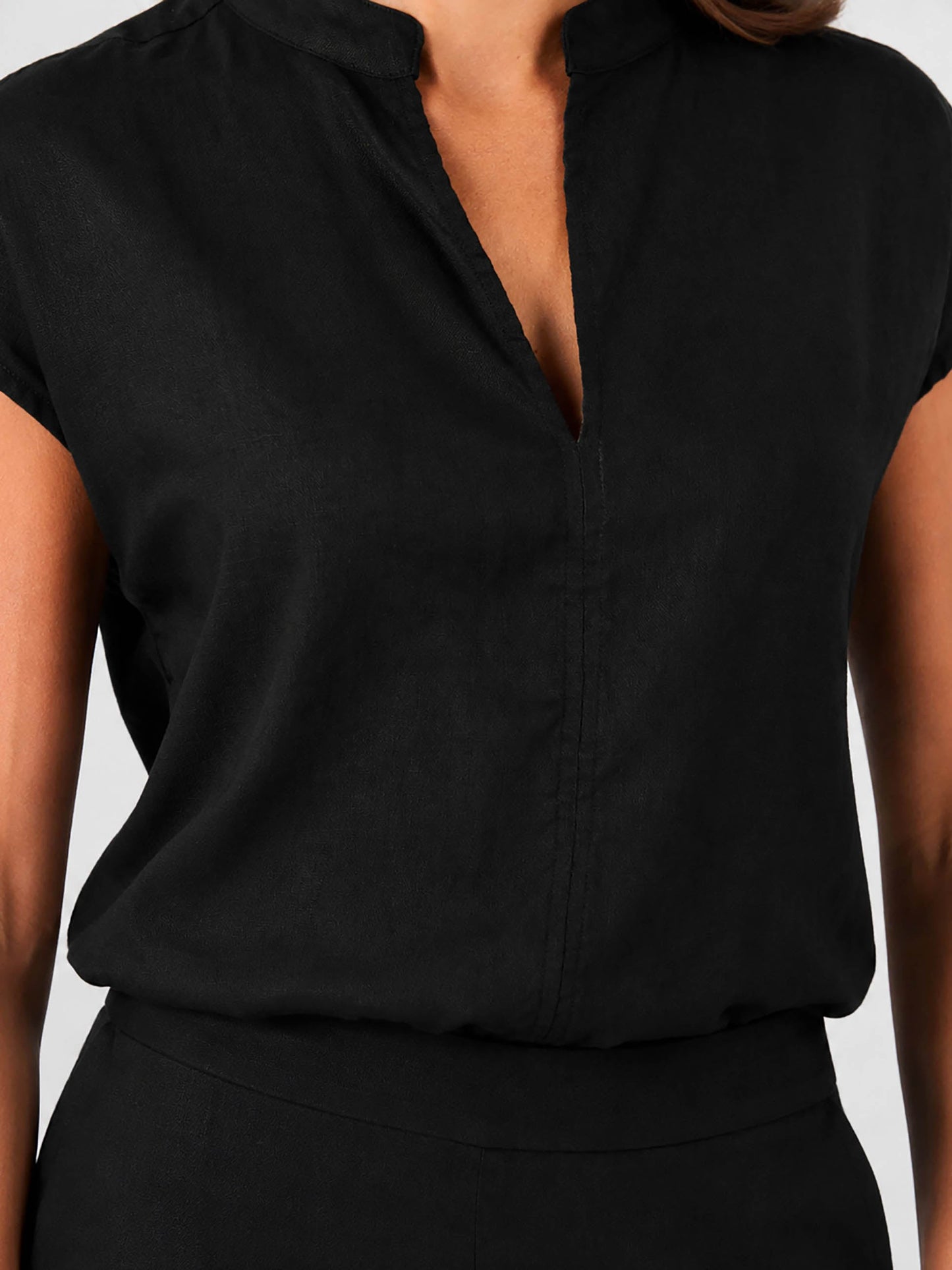 Sophia Linen Tunic - Black