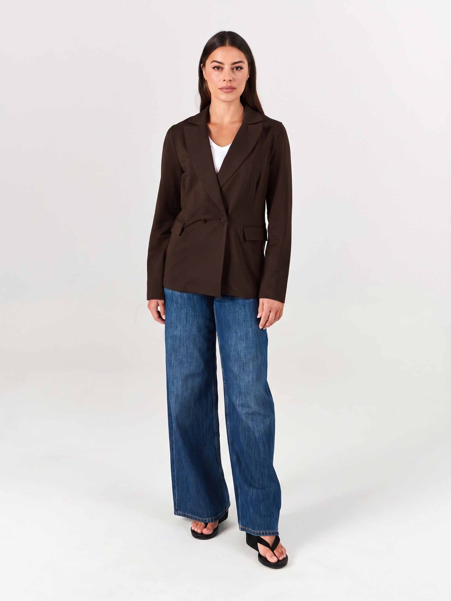 The Double - Breasted Blazer - Coffee Bean