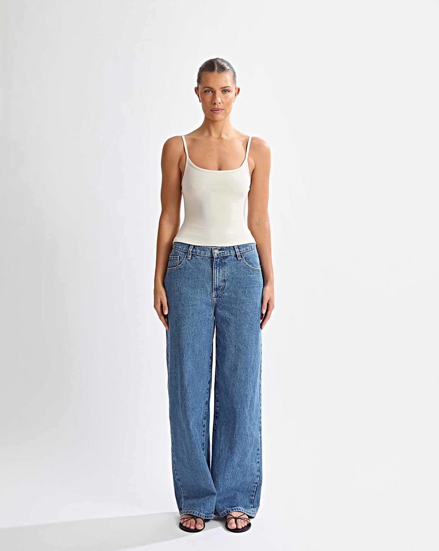Oli Tank Creme