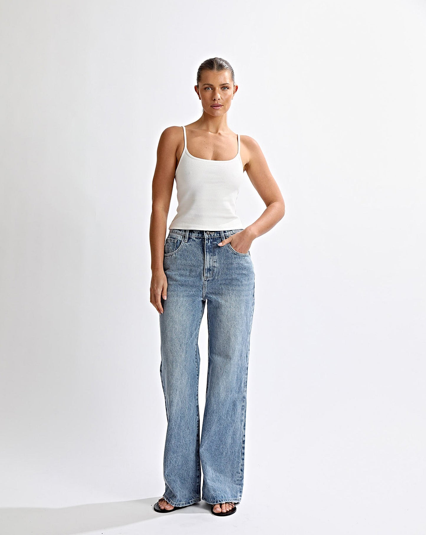Harley High Rise Jeans Mid Blue