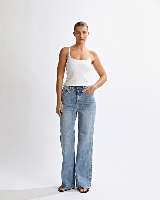 Harley High Rise Jeans Mid Blue