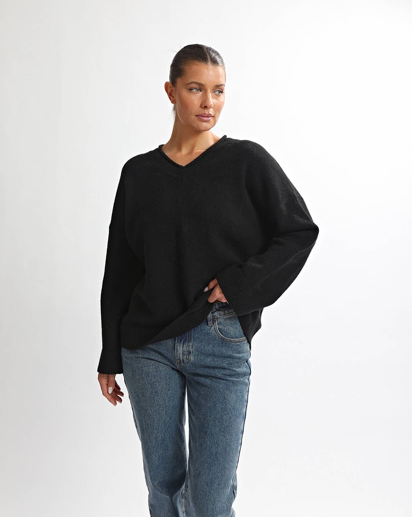 Lenny V Neck Jumper Black