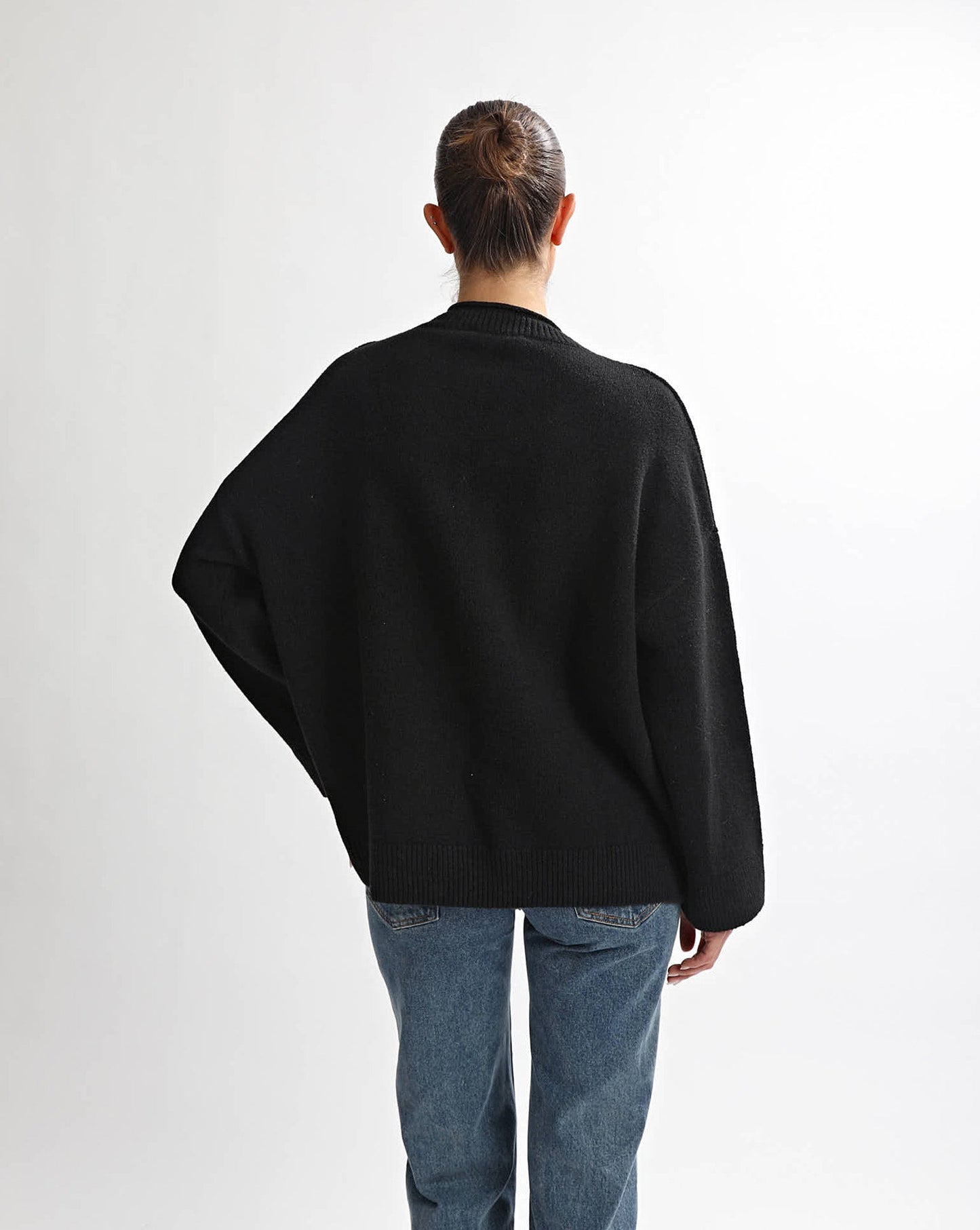 Lenny V Neck Jumper Black