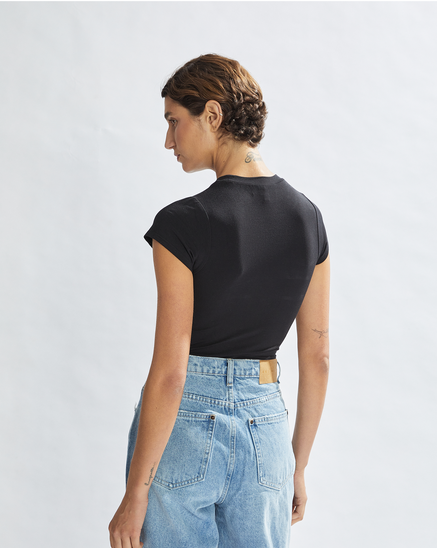 Dylan Tee Black