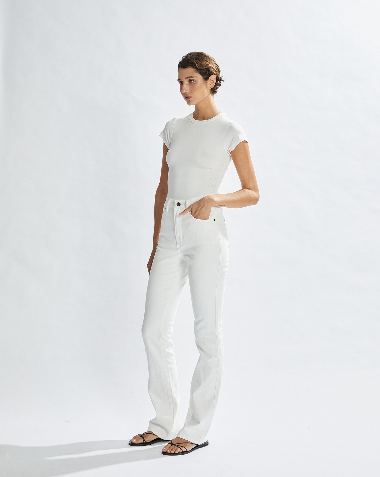 Bodie Jeans White Cropped