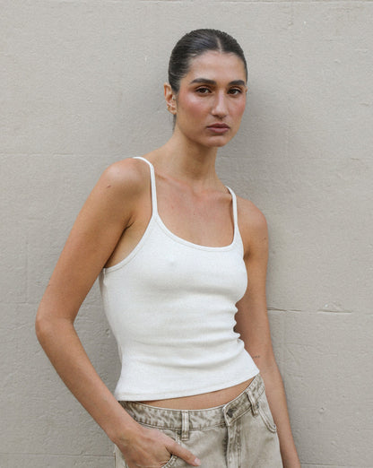 Oli Tank Creme