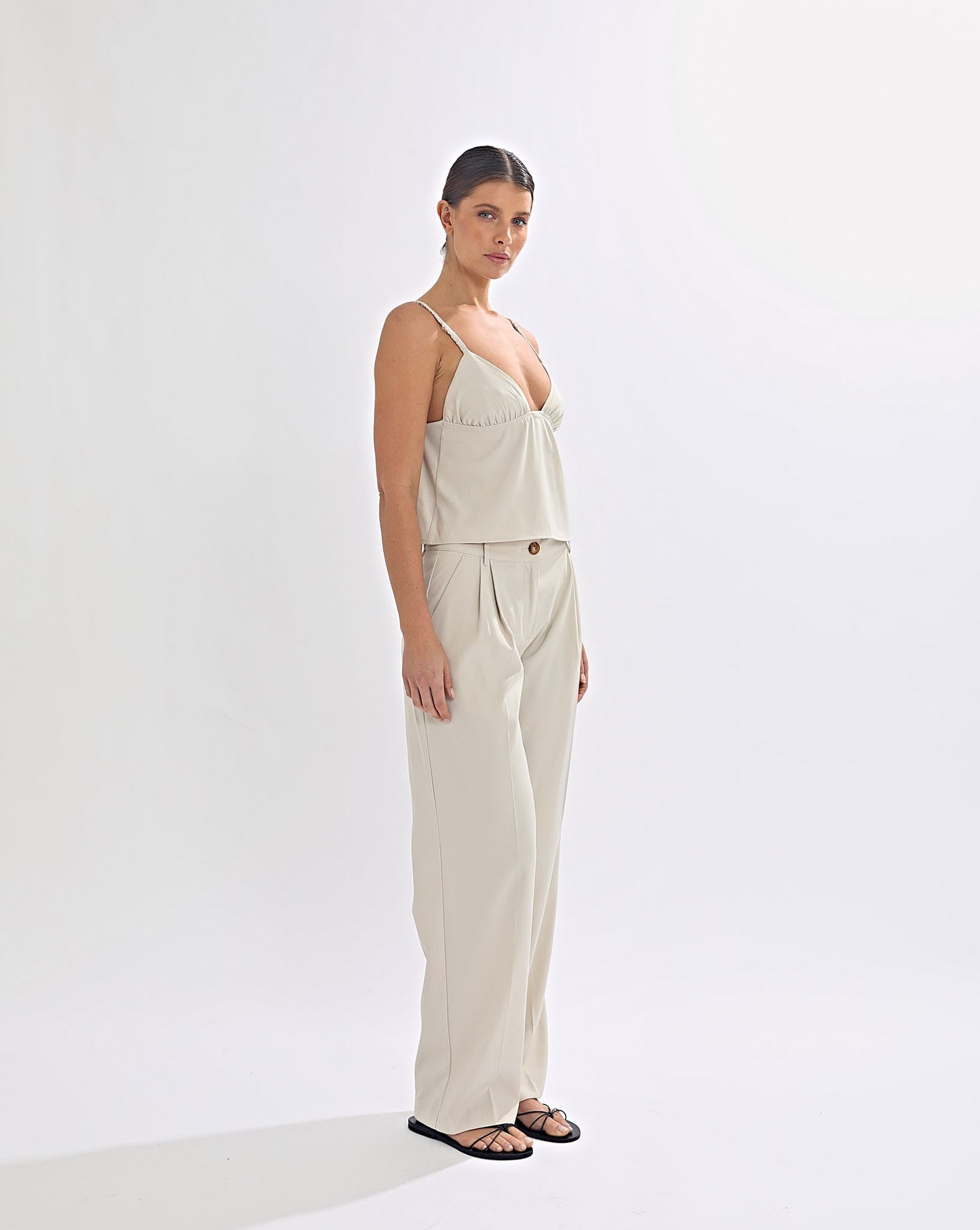 Naomi Trousers Almond