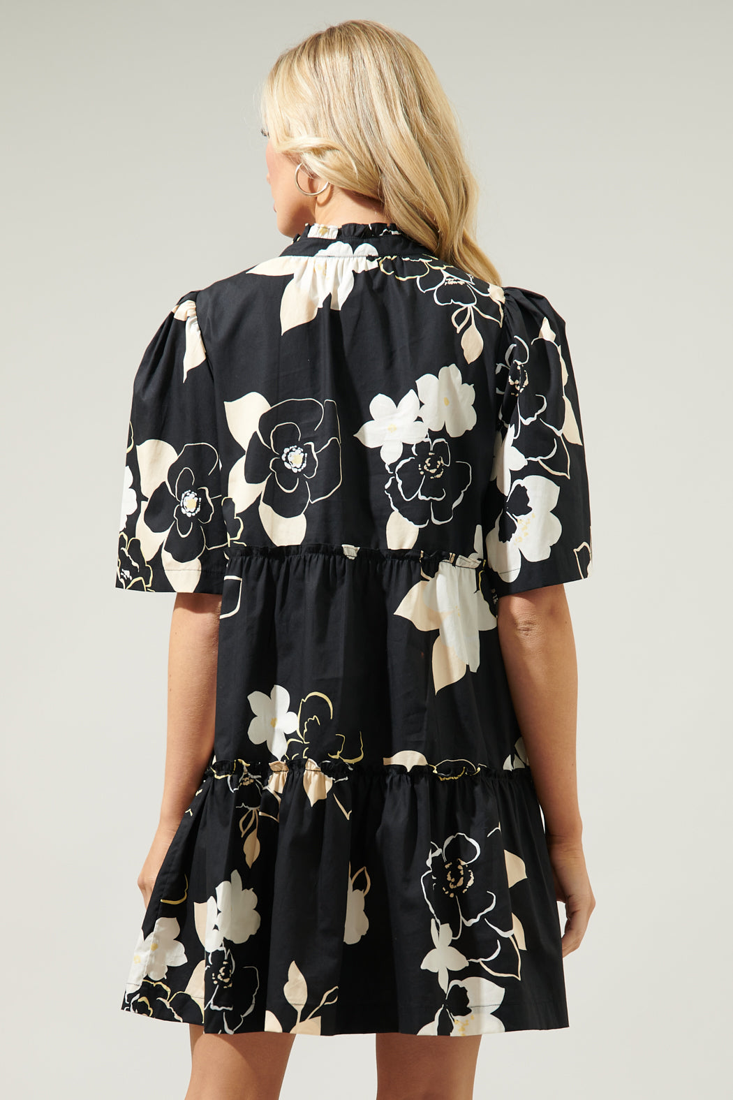 Cairan Rose Dixie Split Neck Shift Dress