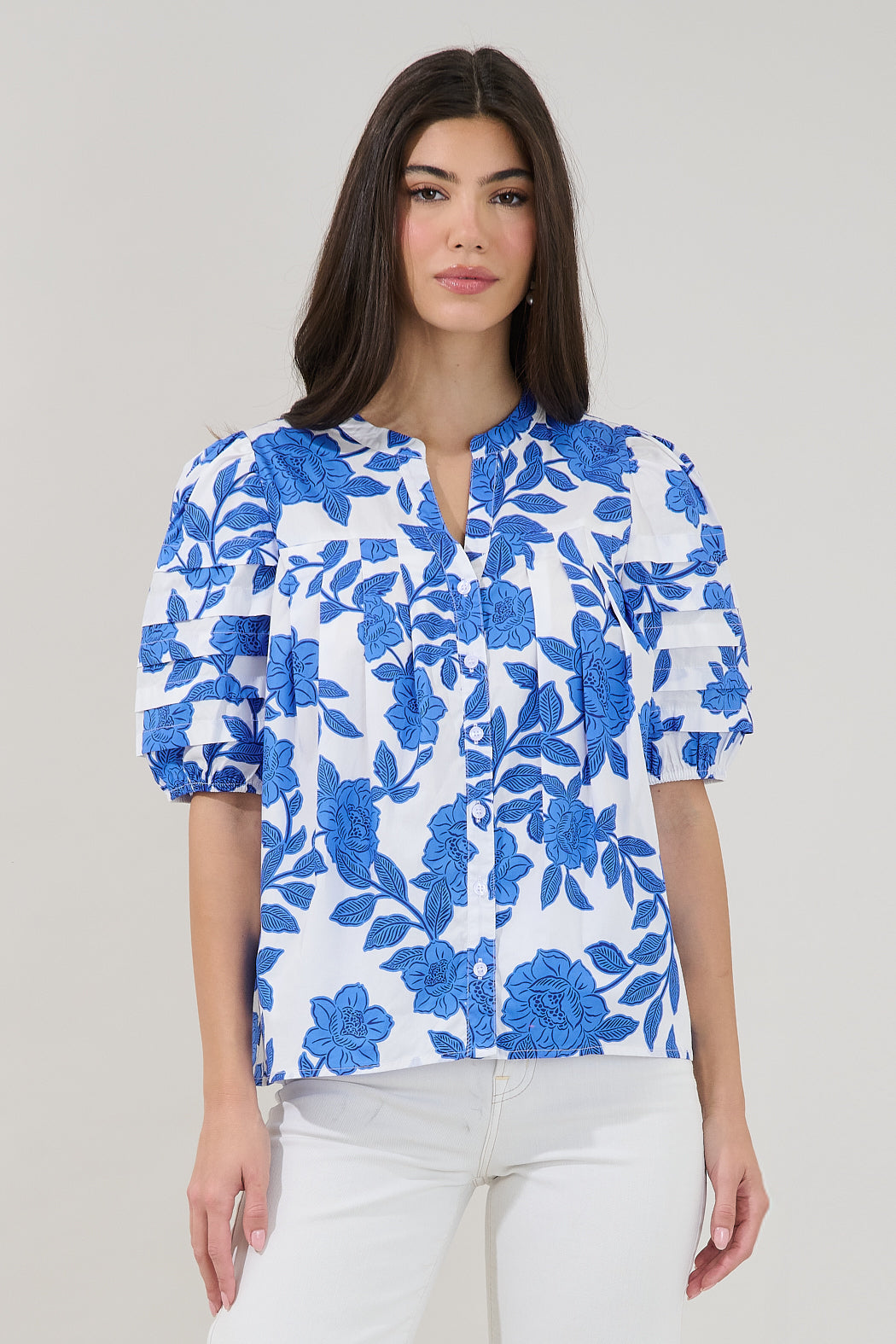 Court Button Down Top Glantis Floral