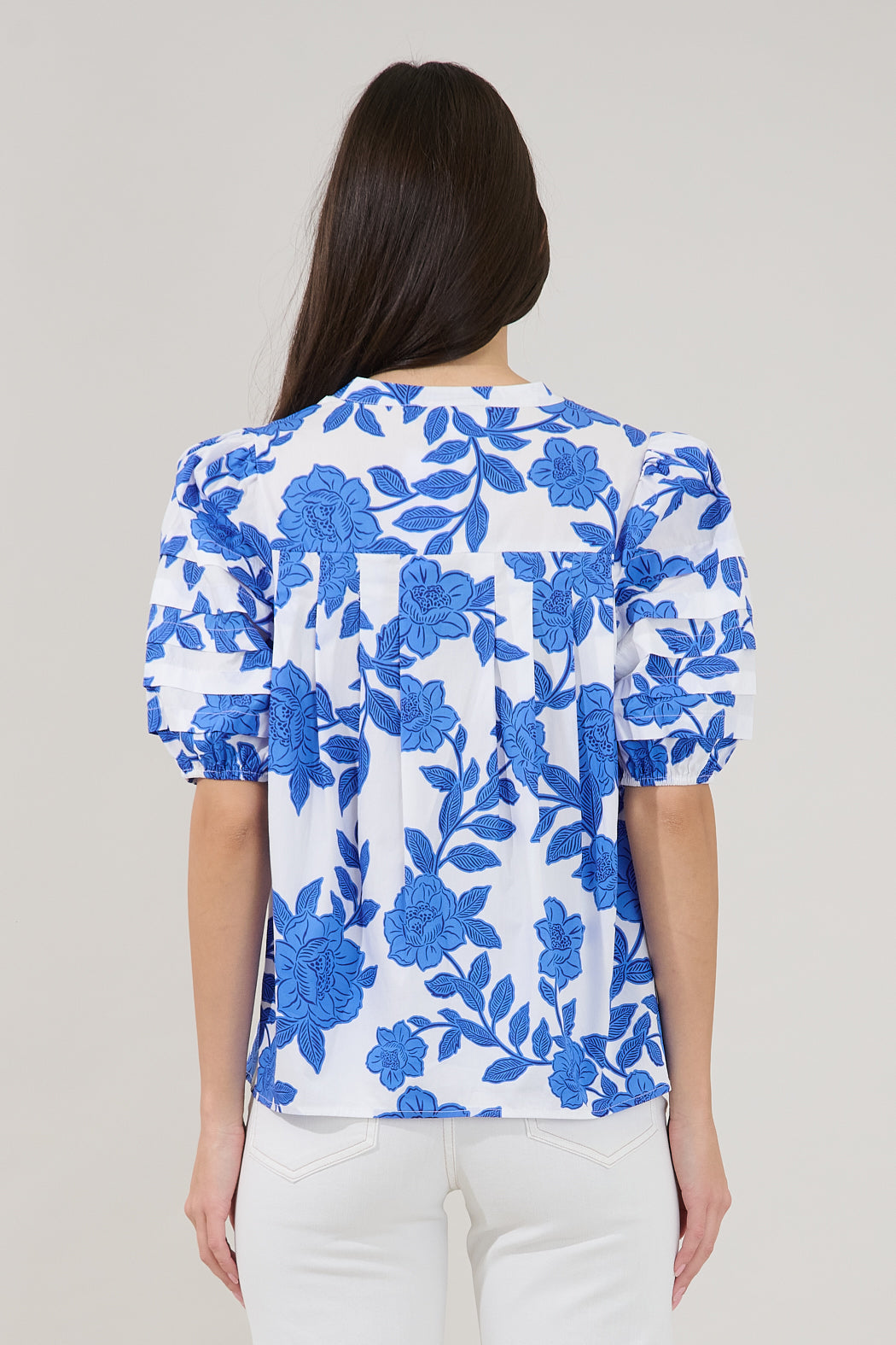 Court Button Down Top Glantis Floral