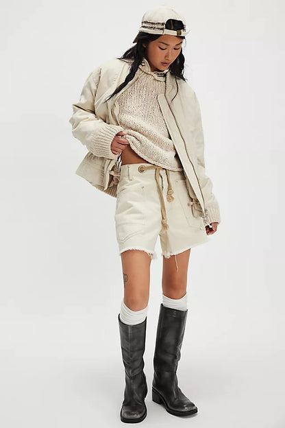 Moxie Shorts in White